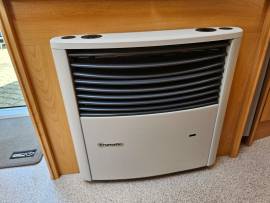 Knaus 450 TF Südwind Vorzelt Franz-Bett 100 Km/h