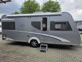 Bürstner 465 TS Averso Fifty Mover Markise Fahrradträger 100 Km/h Bürstner 465 TS Averso Fifty Mover Markise Fahrradträger 100 Km/h