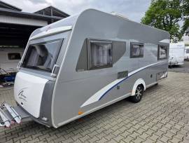 Bürstner 465 TS Averso Fifty Mover Markise Fahrradträger 100 Km/h